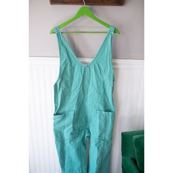 Free People We The Free High Roller Jumpsuit Large NEW - Picture 3 of 4